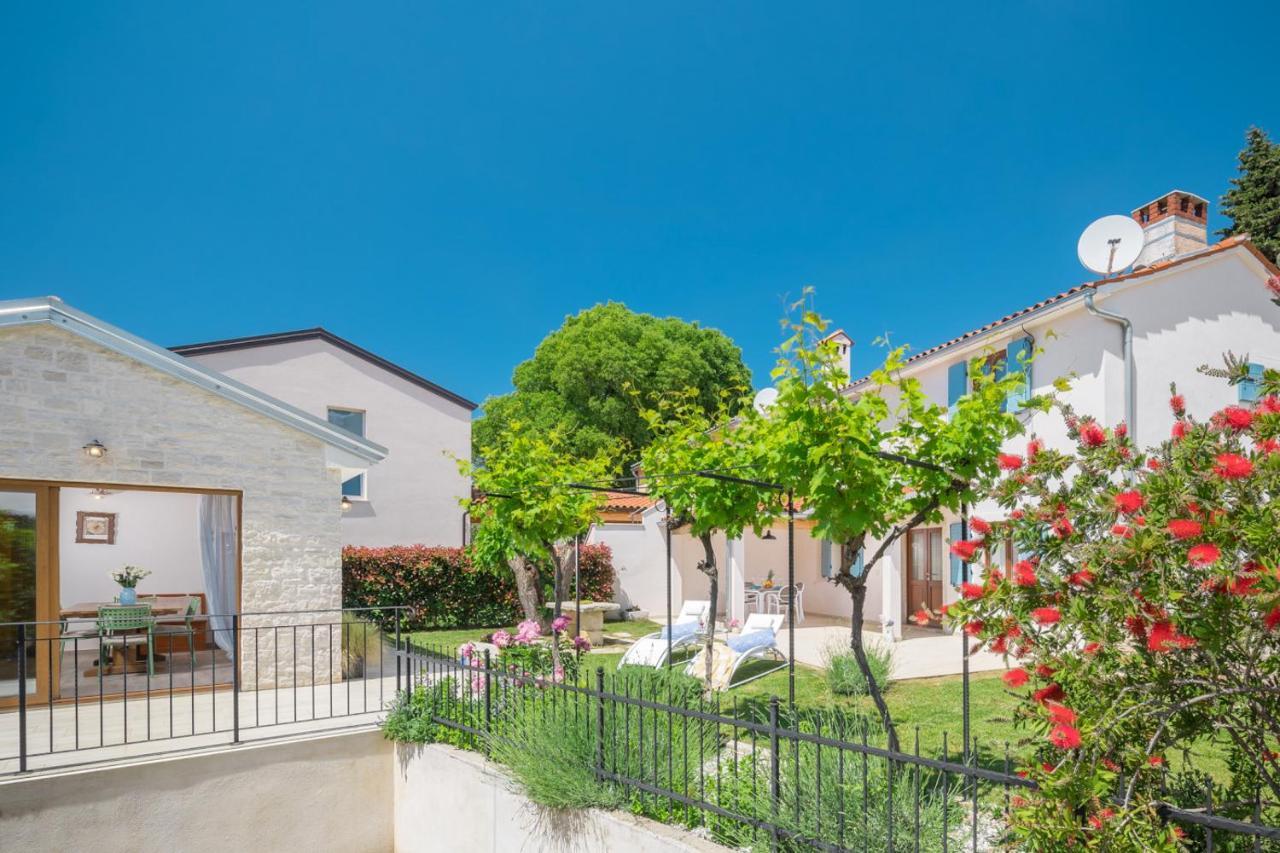 פורץ Casa Vita Holiday Home מראה חיצוני תמונה