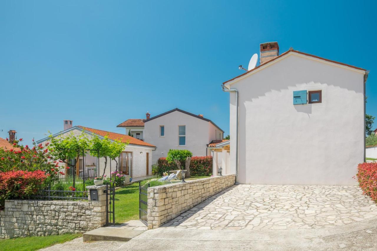 פורץ Casa Vita Holiday Home מראה חיצוני תמונה